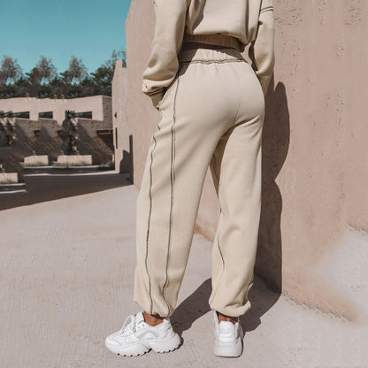 Conjunto Moletom Gola Alta com Zíper e Calça Reta