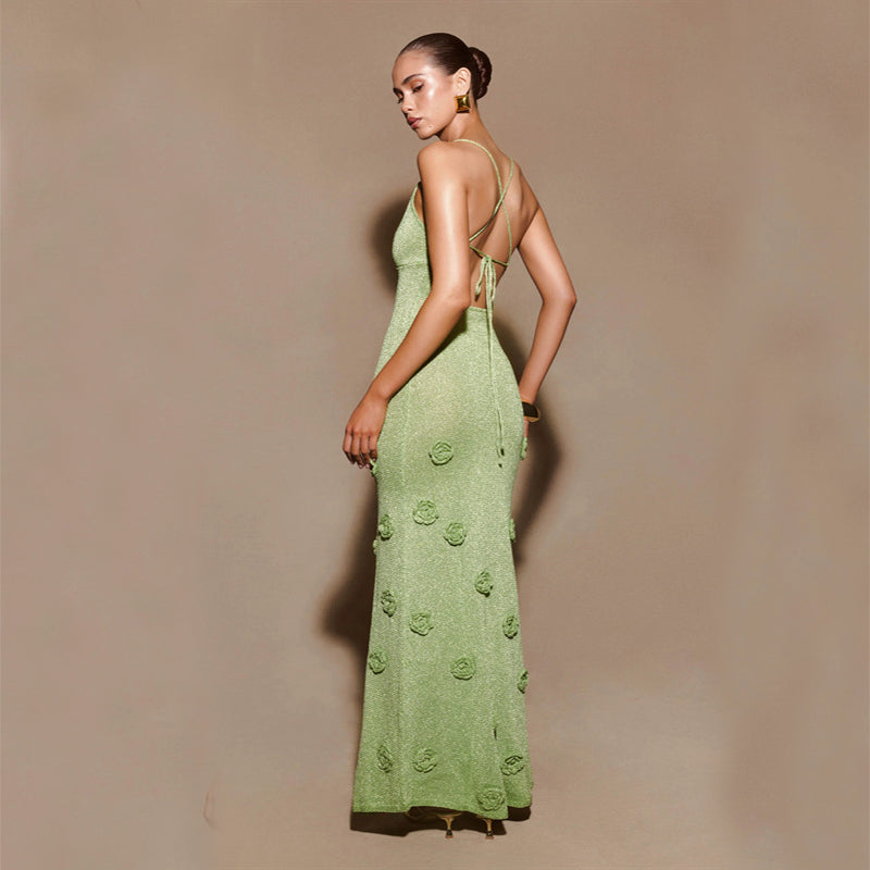 Vestido Feminino em Crochê com Flores e Brilho