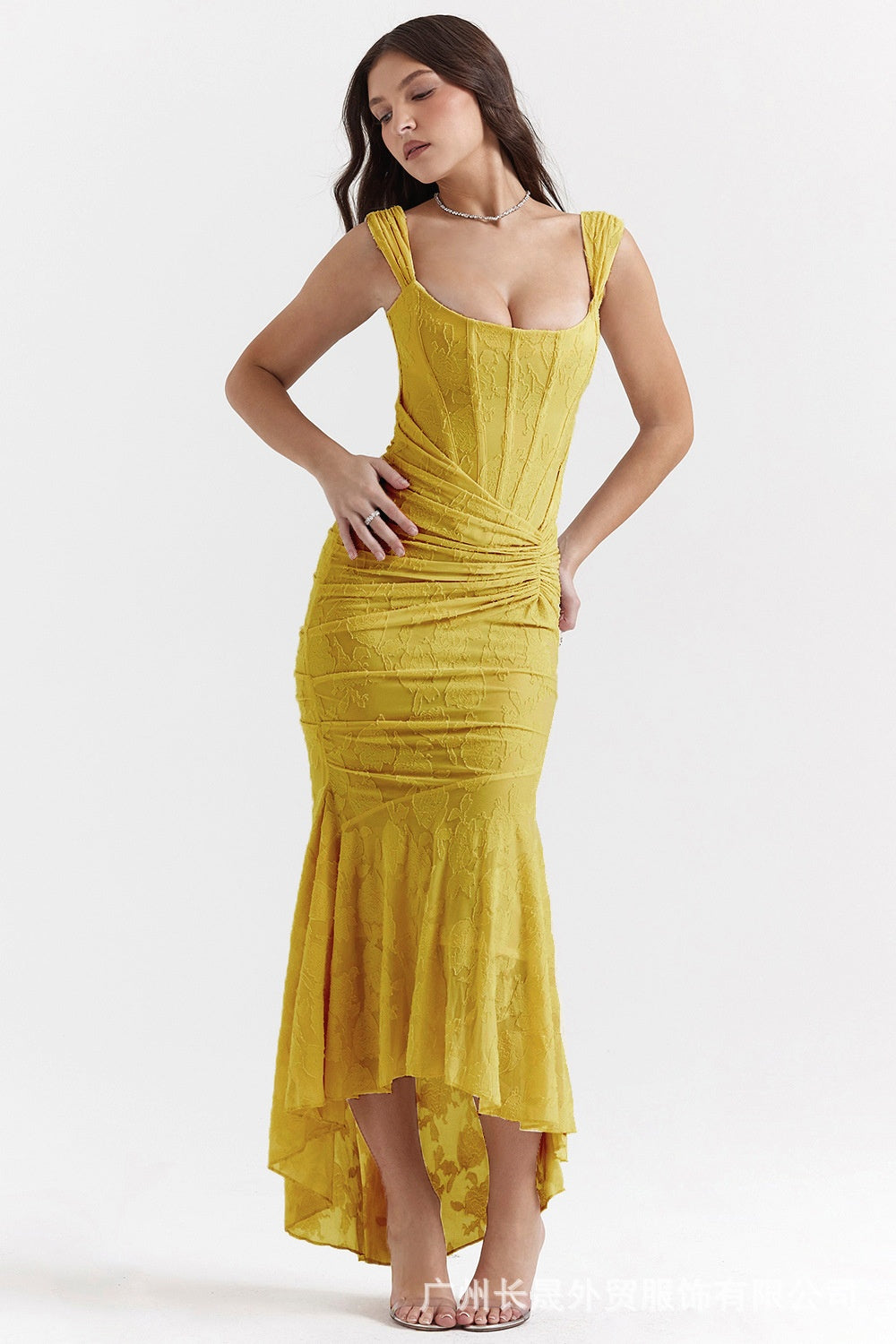 Vestido Longo Ombro a Ombro com Costas Abertas