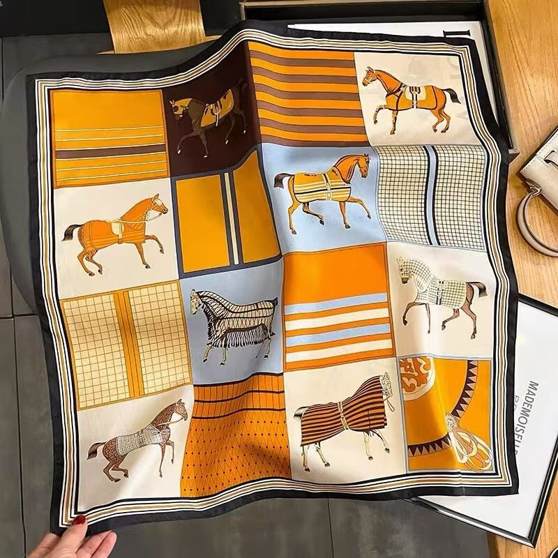 Lenço Feminino em Cetim com Estampa Retrô