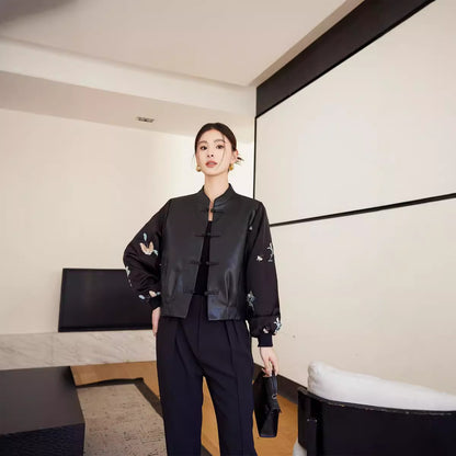 Casaco Feminino em Couro Sintético