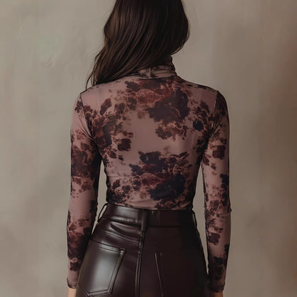 Blusa Feminina em Tule Estampado Floral Retrô