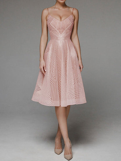 Vestido de Verão Feminino com Alças e Bordado