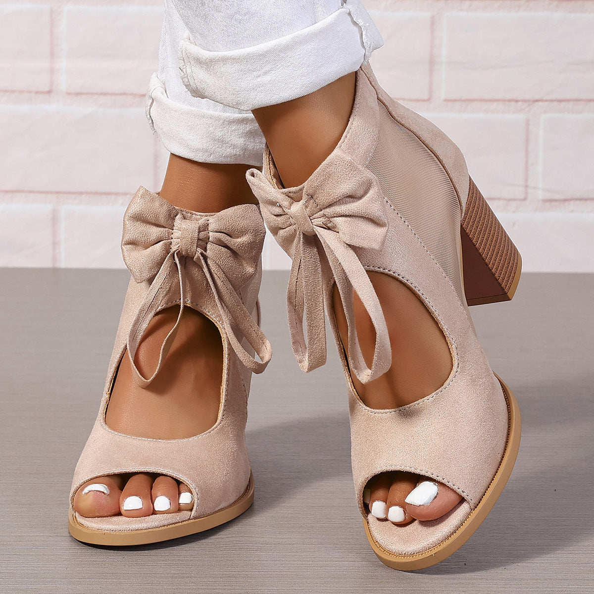 Sandália Platform Glam Bow – Salto Alto com Laço e Amarração