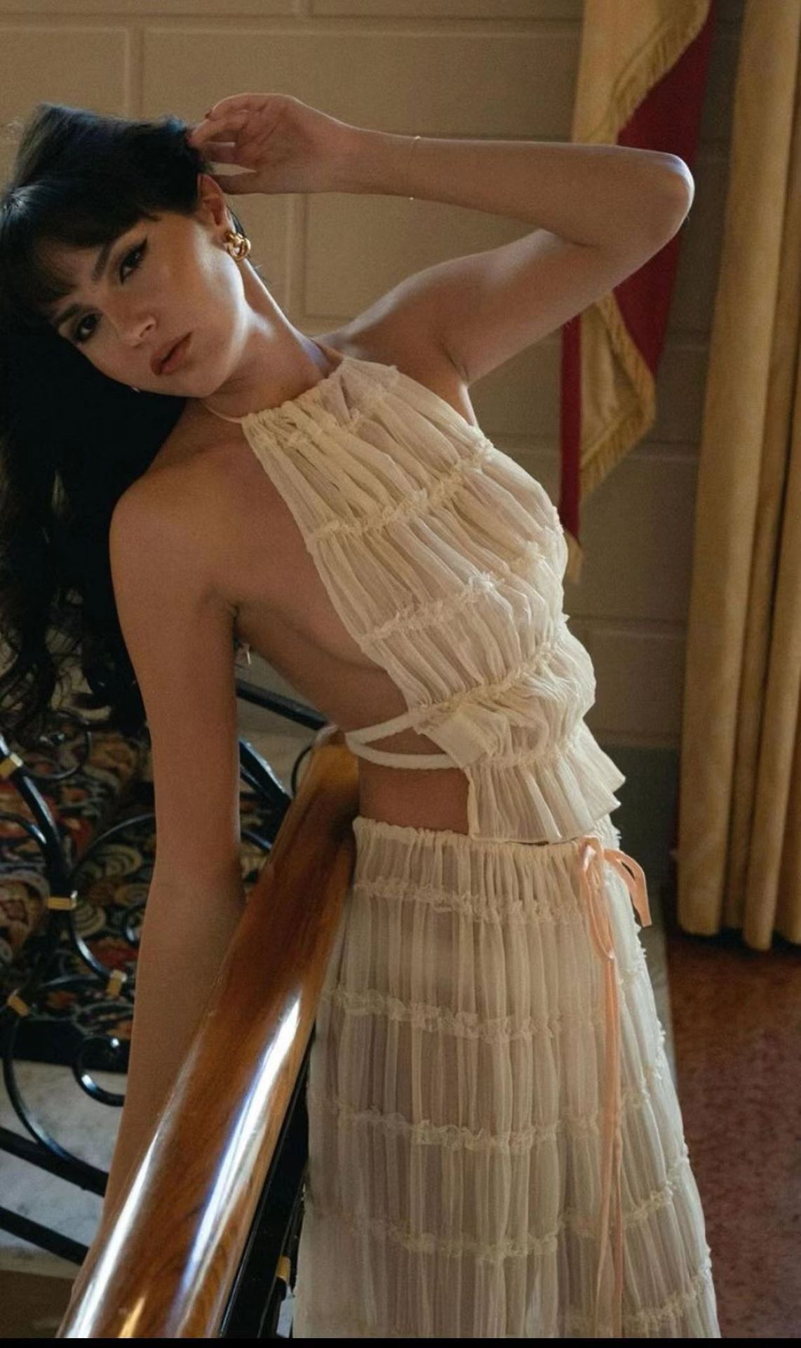 Conjunto Feminino Halter Top e Saia Longa Plissada